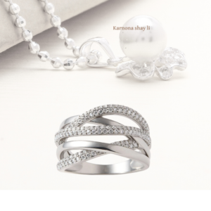 טבעת אלה מעוצבת מעבדה